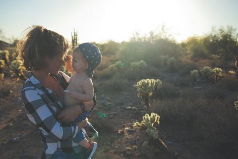 Fotografia rodzinna. Dlaczego warto wybrać profesjonalnego fotografa?