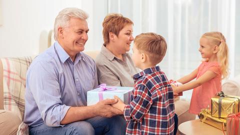 Wspólny prezent dla Babci i Dziadka na ostatnią chwilę – poznaj nasze propozycje