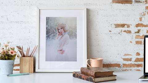 Alicja w Krainie Czarów czy Ania z Zielonego Wzgórza? Wszystko, co musisz wiedzieć o stylizowanej sesji kobiecej.