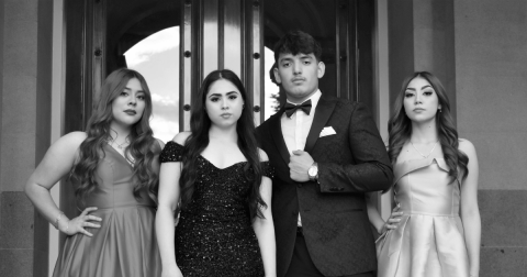 Zdjęcia ze studniówki zamknięte w fotoproduktach od FotoLab! 